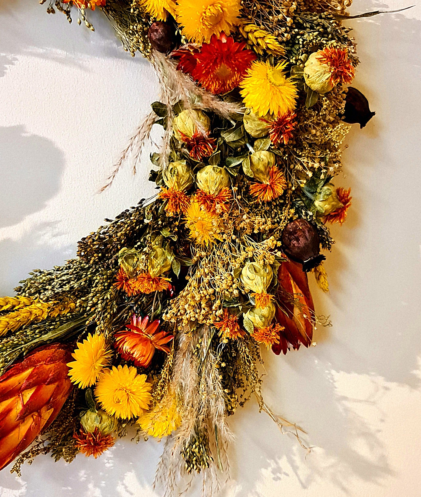 Lola handmade Dried Floral wreath