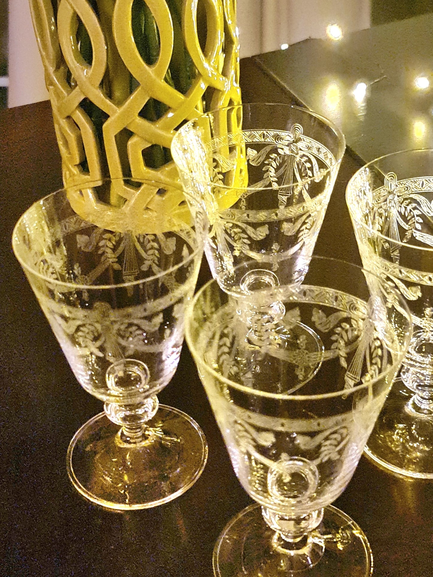 Victoria Engraved Crystal Wine Glass Set of 4